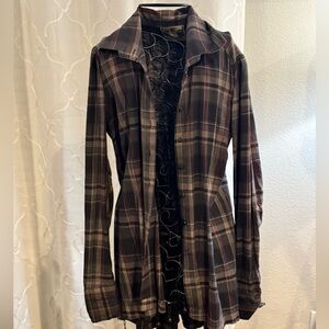 Nigel Preston and Knight plaid shirt size medium